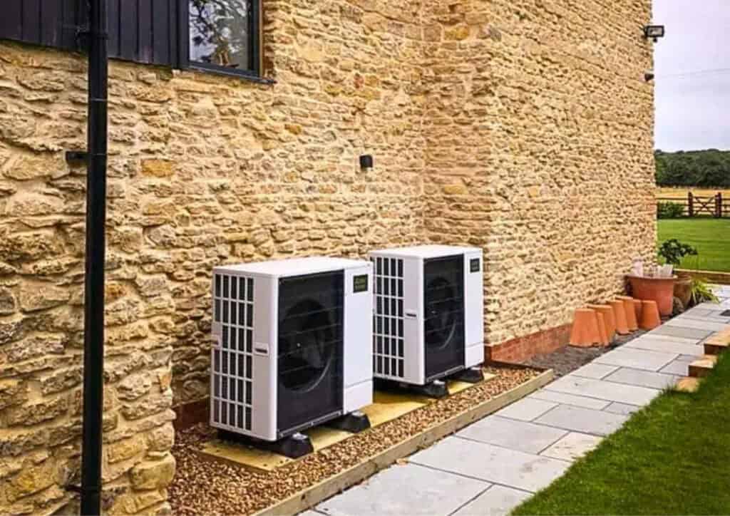 2 unit Mitsubishi Ecodan heat pump installation at a house.